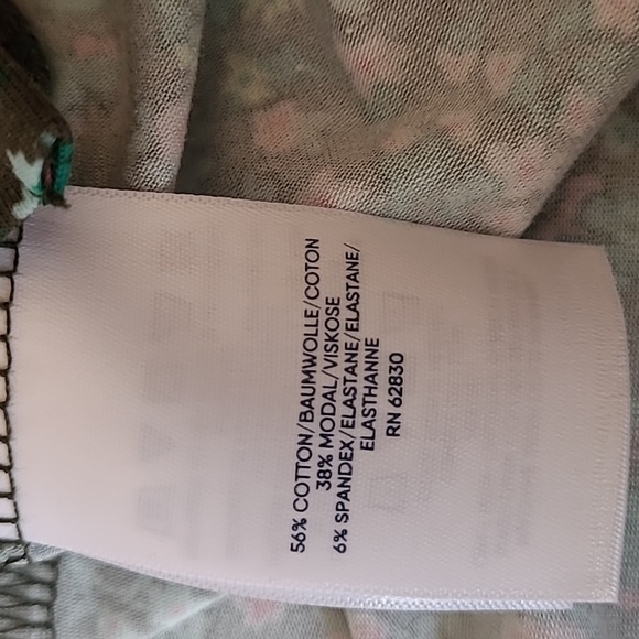 Lands end floral top size L nwt - Picture 7 of 7